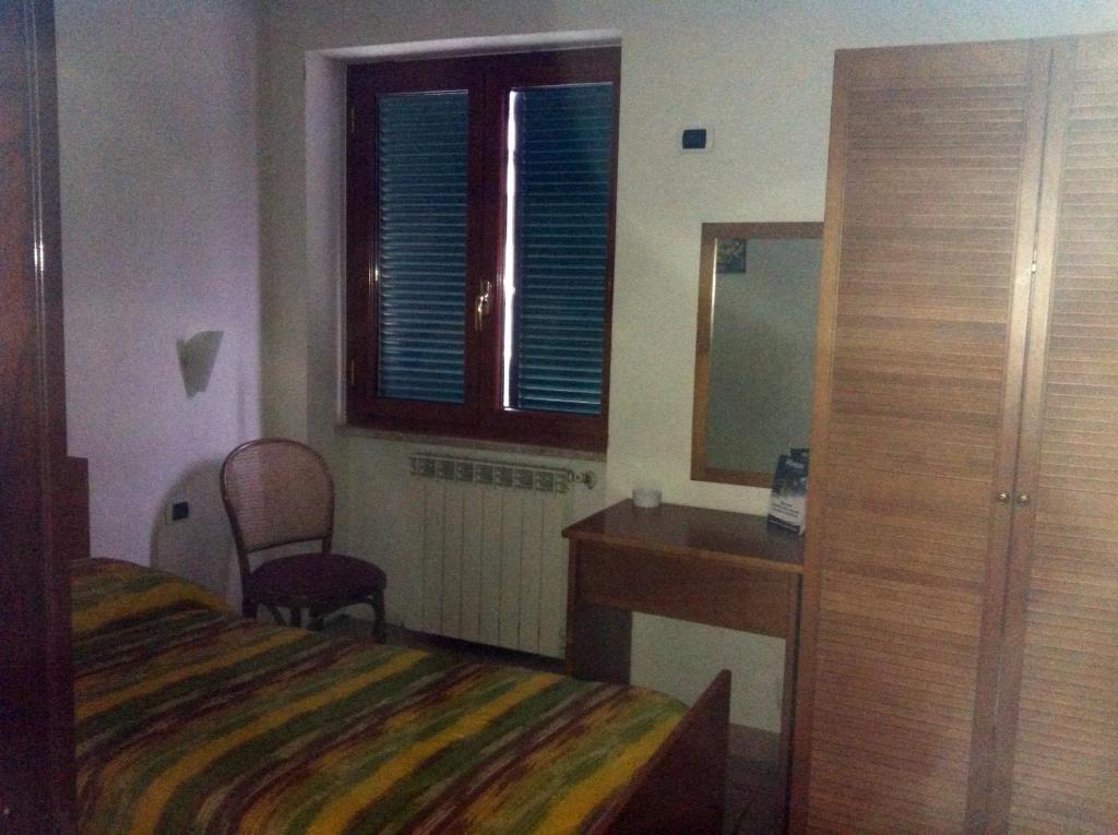 Albergo Delle Rose Поццуолі Екстер'єр фото