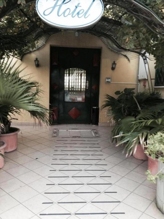 Albergo Delle Rose Поццуолі Екстер'єр фото